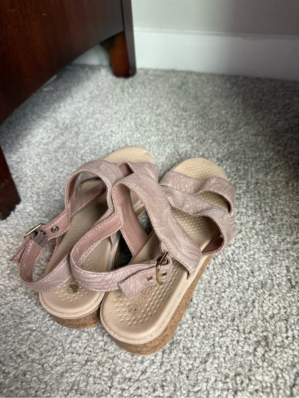 BZees Radiant Cork Wedge Strappy Sandal 7.5